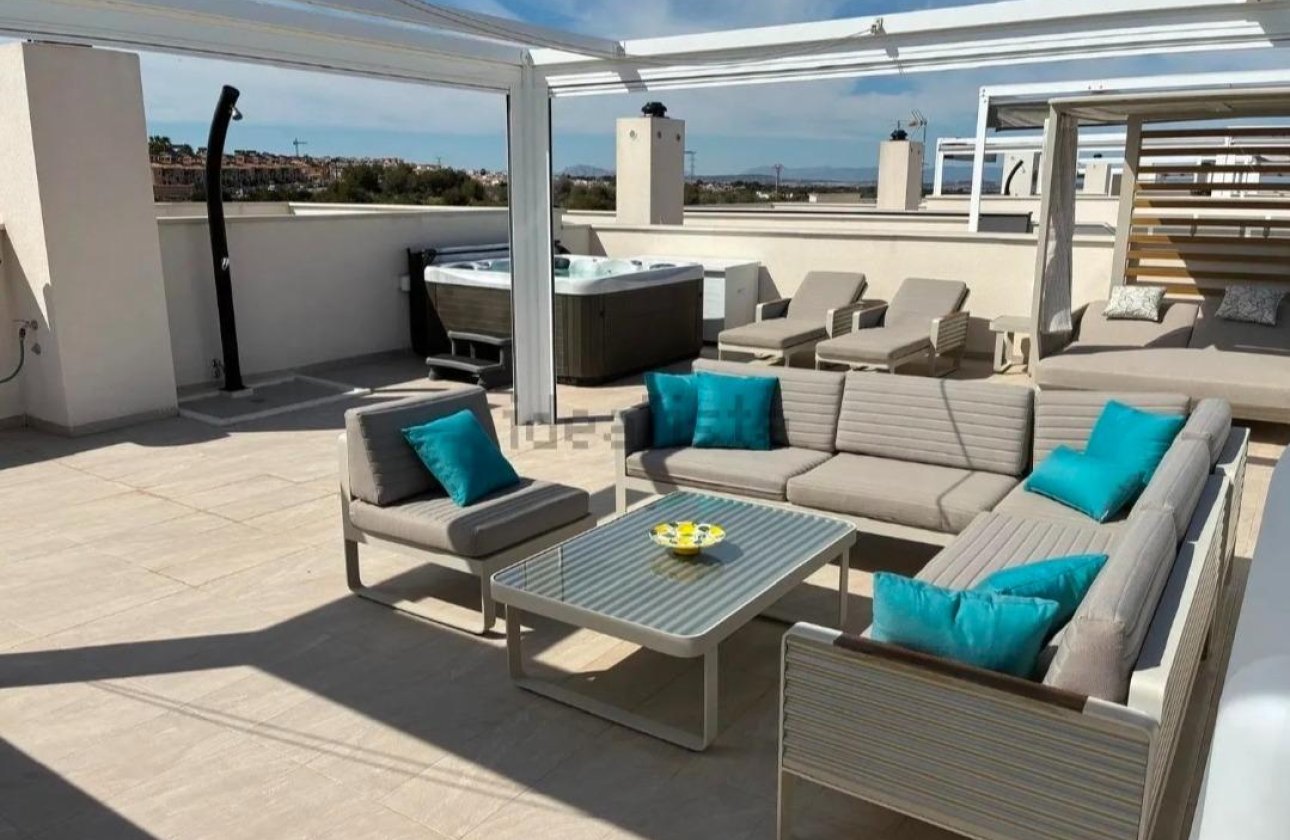 Revente - Penthouse -
Orihuela Costa - Los Almendros-la Florida