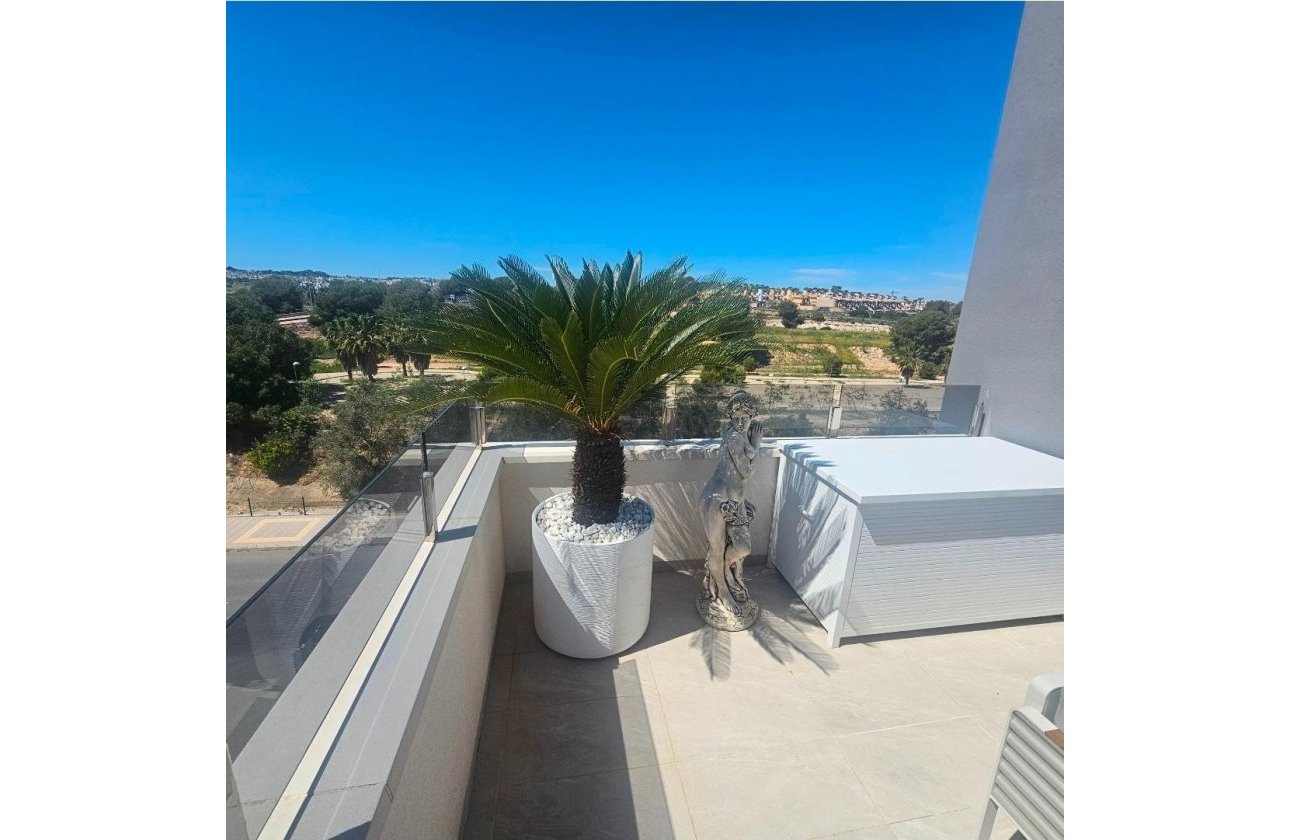 Revente - Penthouse -
Orihuela Costa - Los Almendros-la Florida