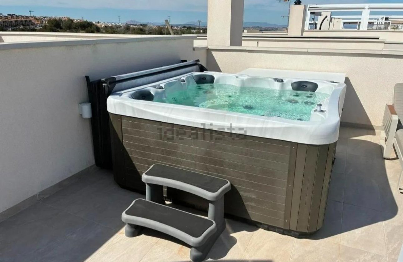Revente - Penthouse -
Orihuela Costa - Los Almendros-la Florida