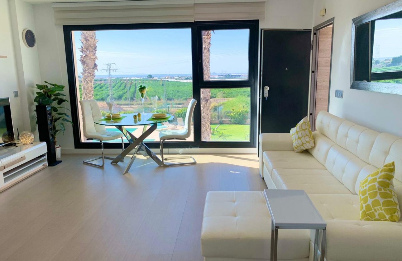 Revente - Penthouse -
Pilar de la Horadada - Costa Blanca