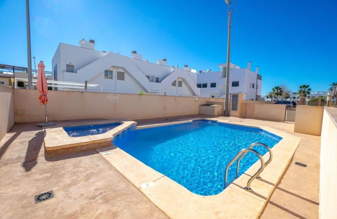 Revente - Penthouse -
Pilar de la Horadada - Costa Blanca