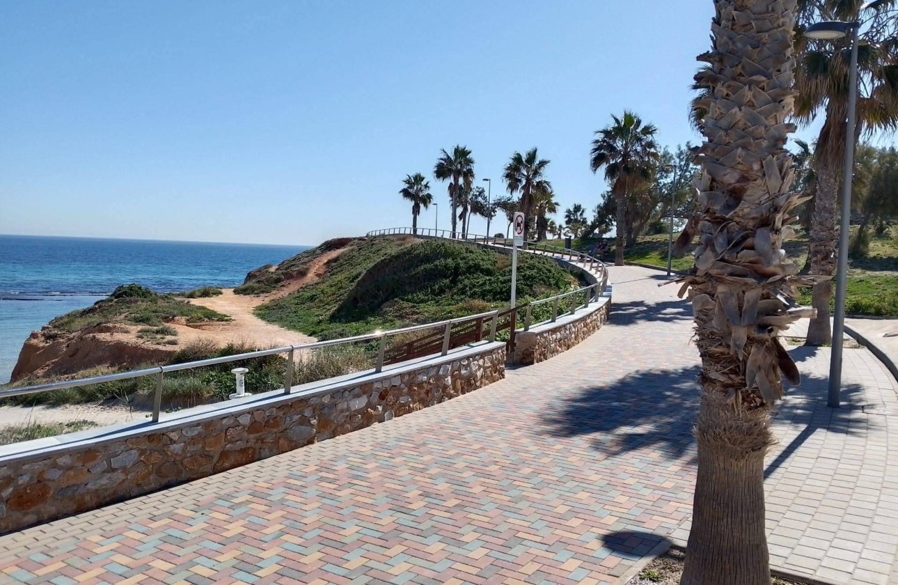 Revente - Penthouse -
Pilar de la Horadada - Pueblo Latino