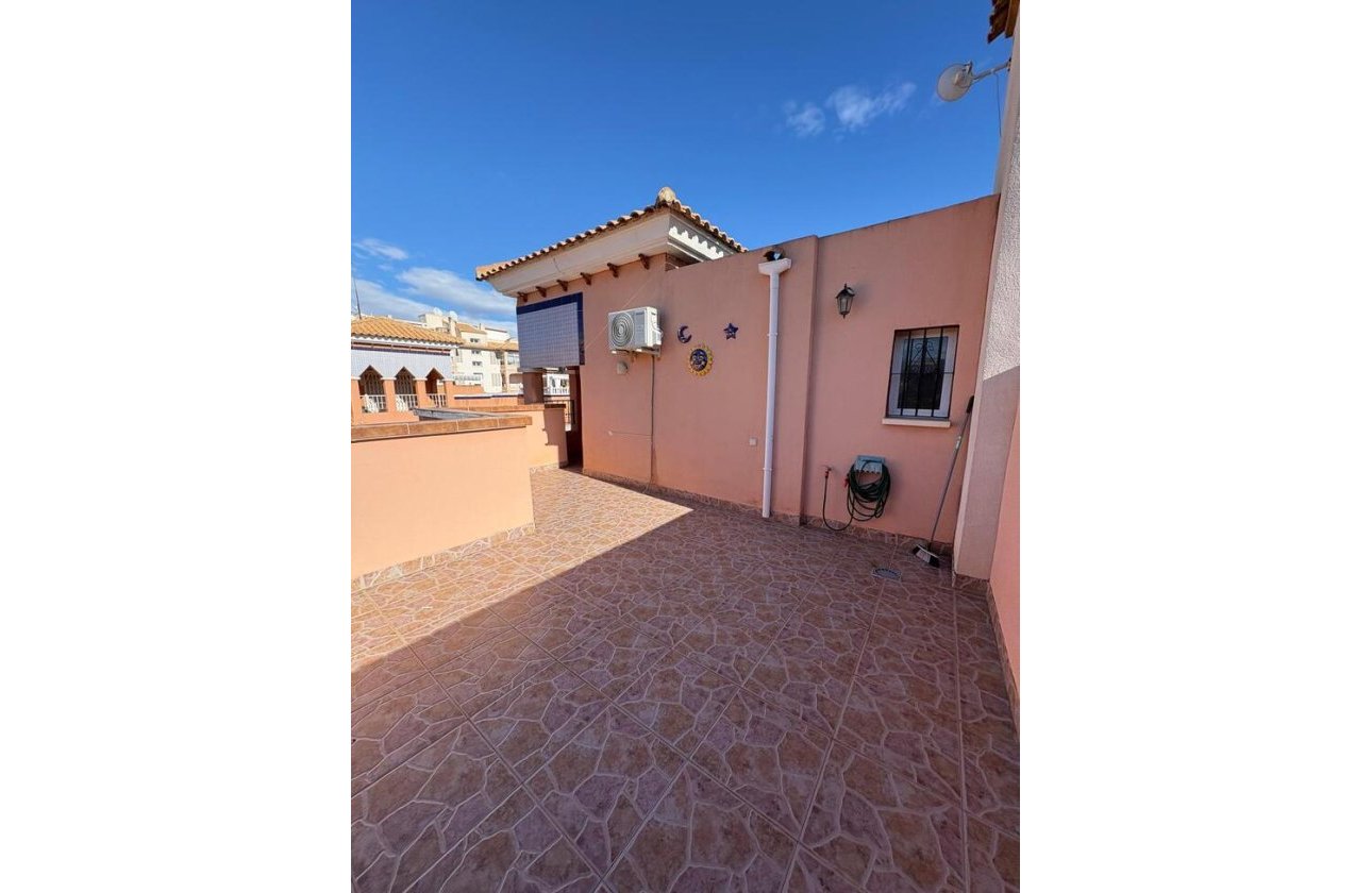 Revente - Penthouse -
Playa Flamenca - Costa Blanca