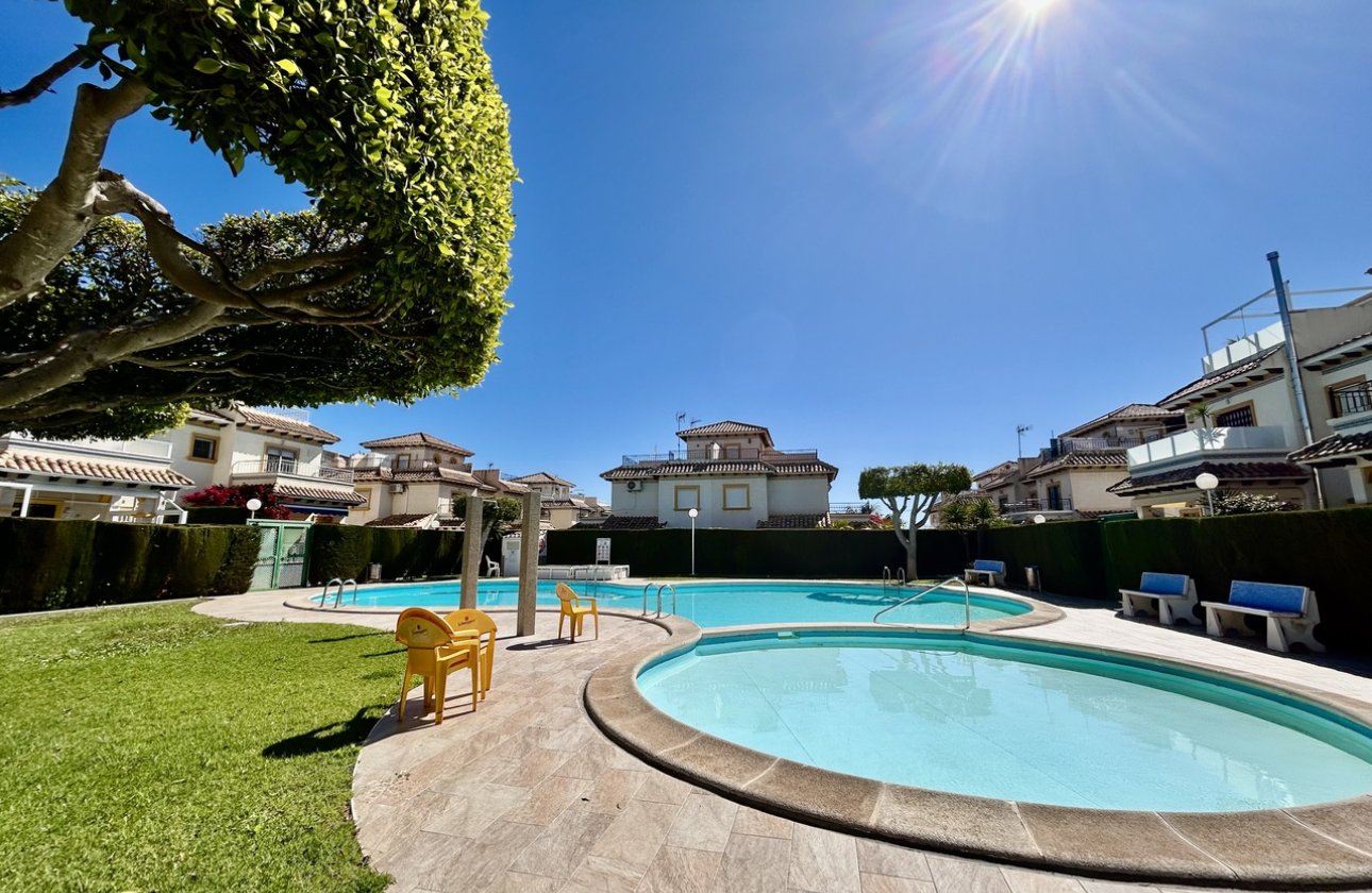 Revente - Penthouse -
Playa Flamenca - Costa Blanca