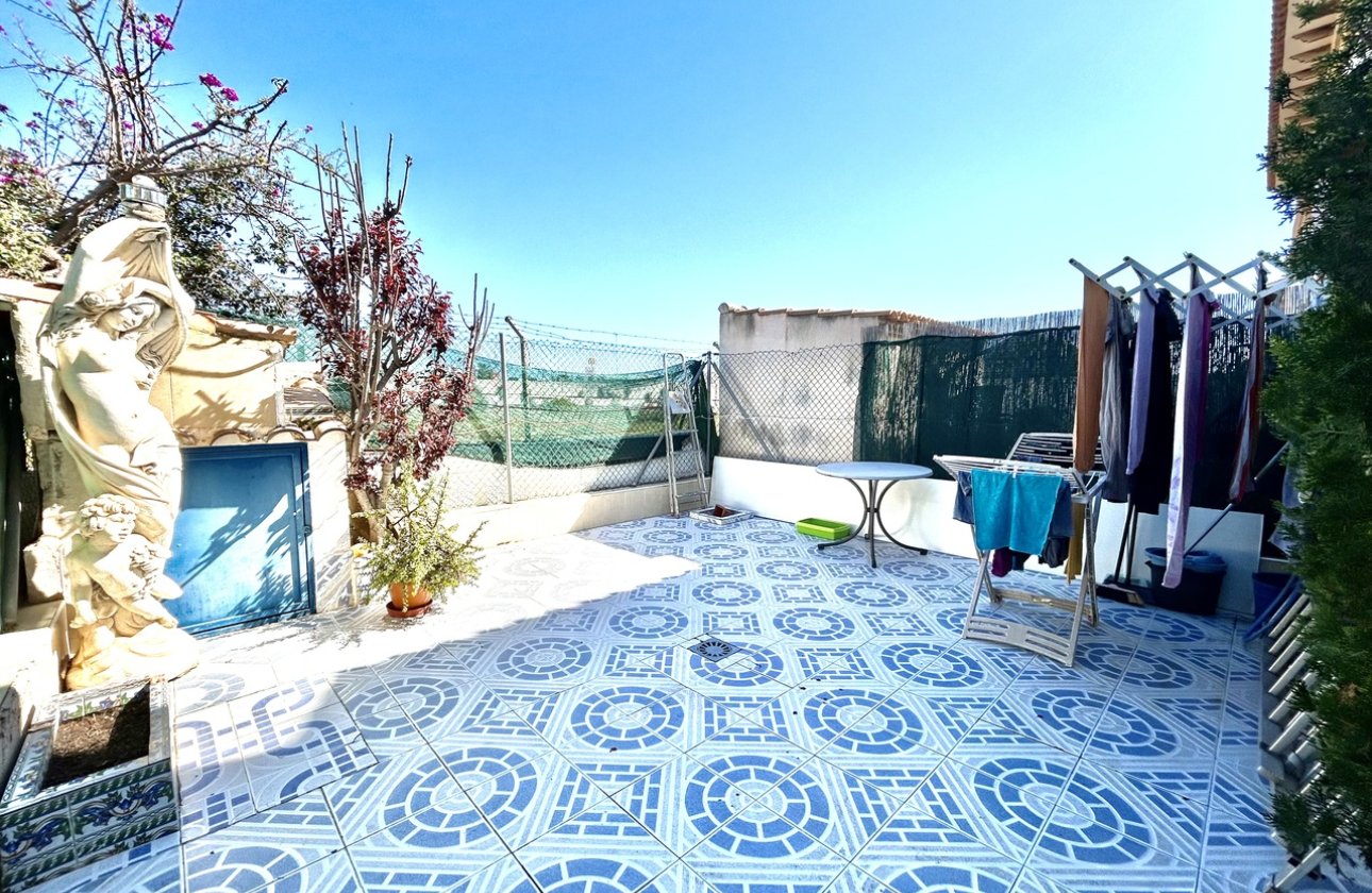 Revente - Penthouse -
Playa Flamenca - Costa Blanca