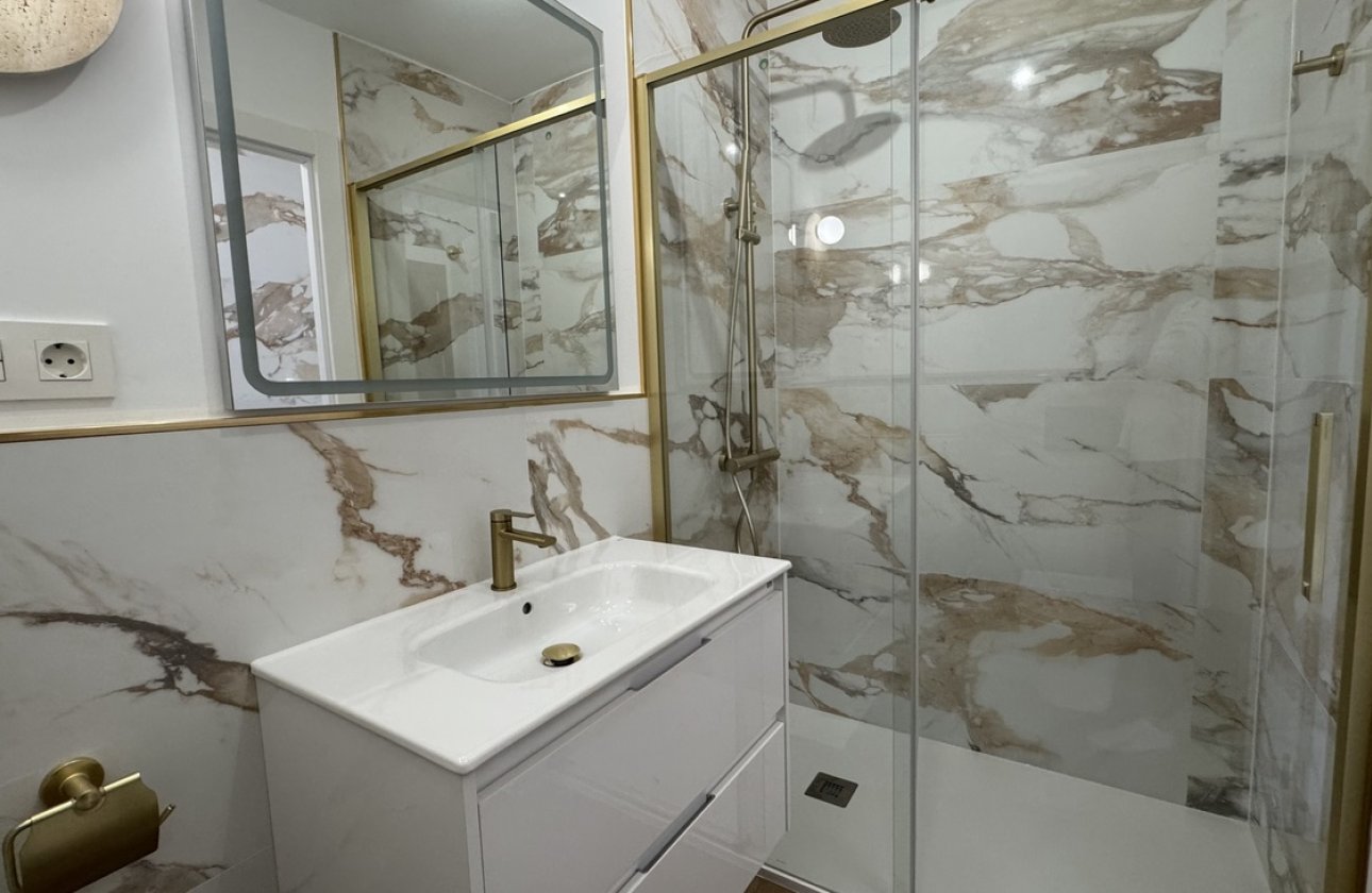 Revente - Penthouse -
Punta Prima - Costa Blanca