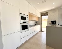 Revente - Penthouse -
Torre de la Horadada - Costa Blanca