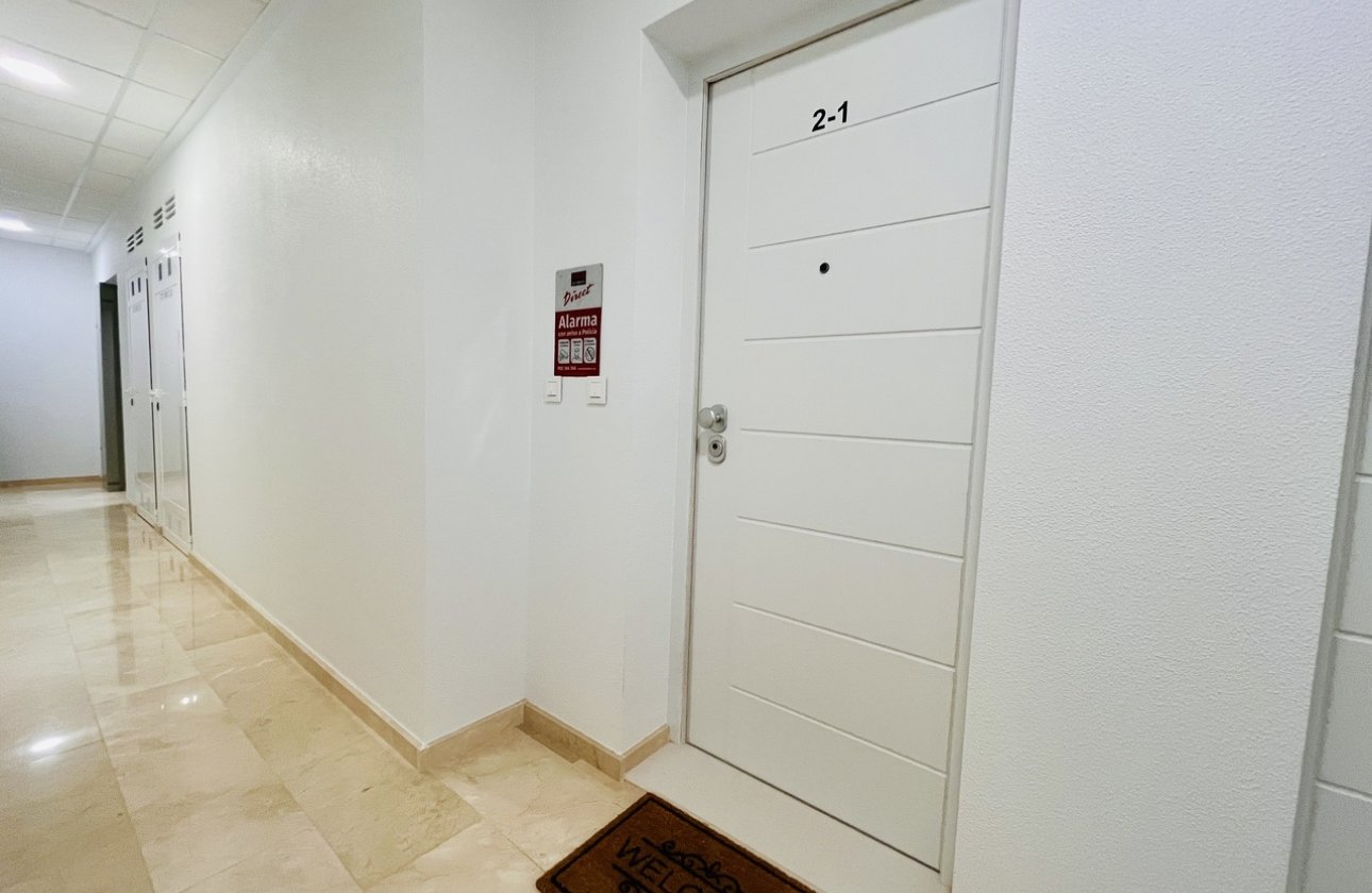 Revente - Penthouse -
Torre de la Horadada - Costa Blanca