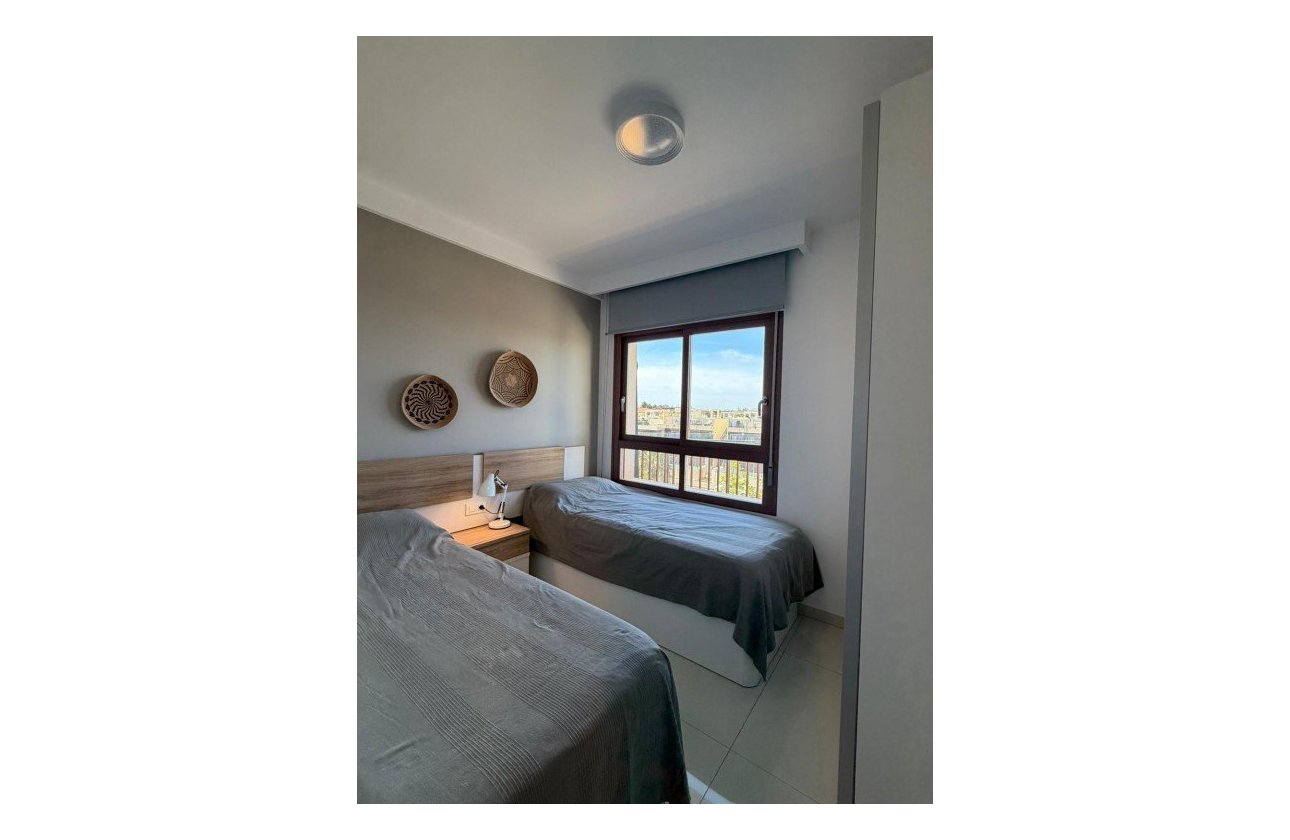 Revente - Penthouse -
Torre de la Horadada - Costa Blanca