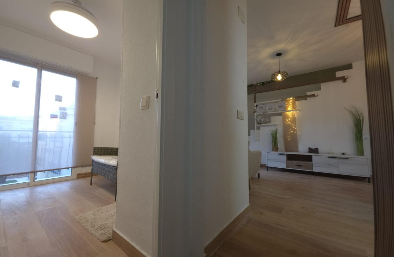 Revente - Penthouse -
Torrevieja - Cala Ferris