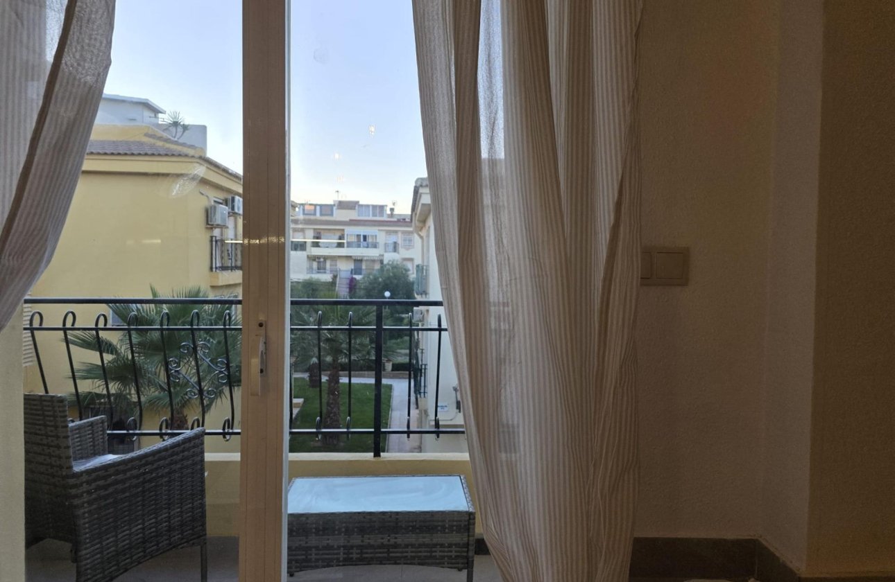 Revente - Penthouse -
Torrevieja - Cala Ferris