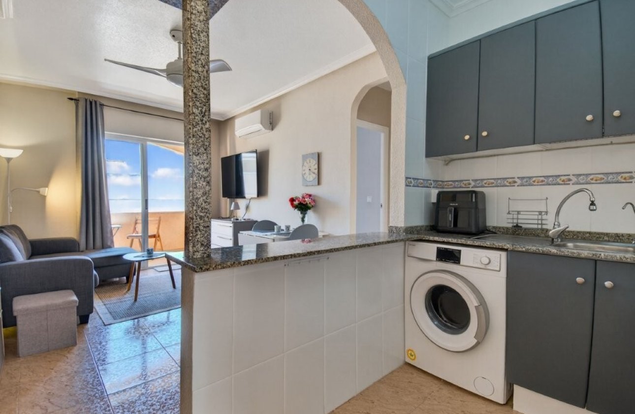 Revente - Penthouse -
Torrevieja - Calas Blancas