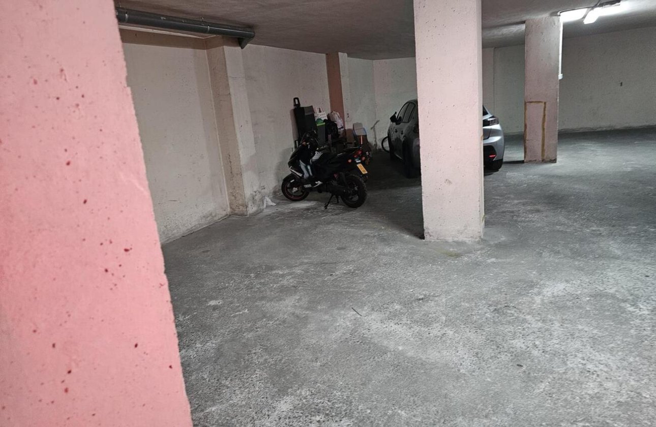 Revente - Penthouse -
Torrevieja - CENTRE