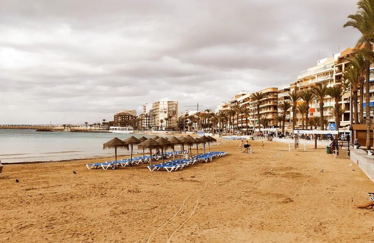 Revente - Penthouse -
Torrevieja - CENTRE