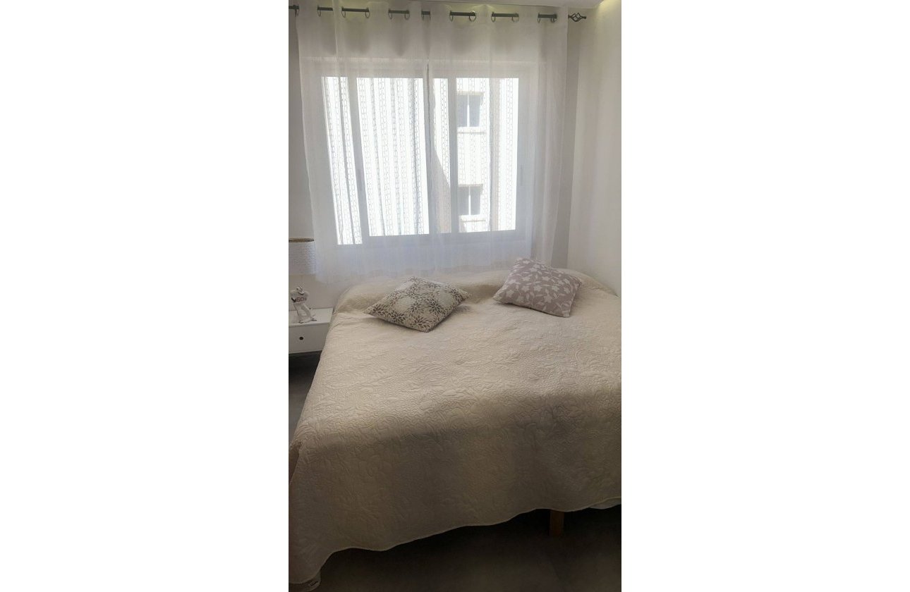 Revente - Penthouse -
Torrevieja - Centro
