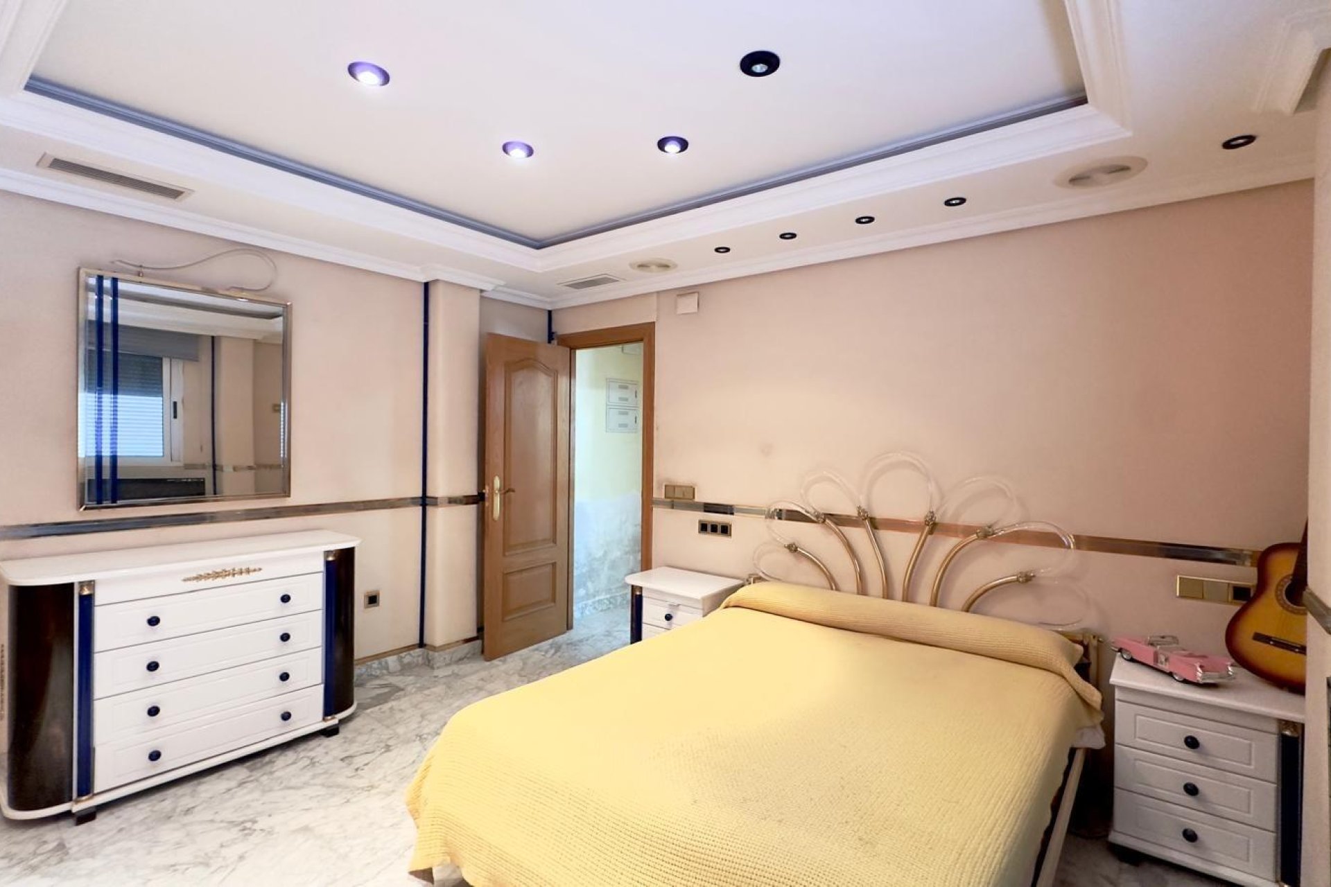 Revente - Penthouse -
Torrevieja - Centro