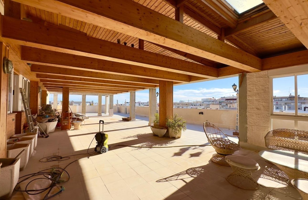 Revente - Penthouse -
Torrevieja - Centro