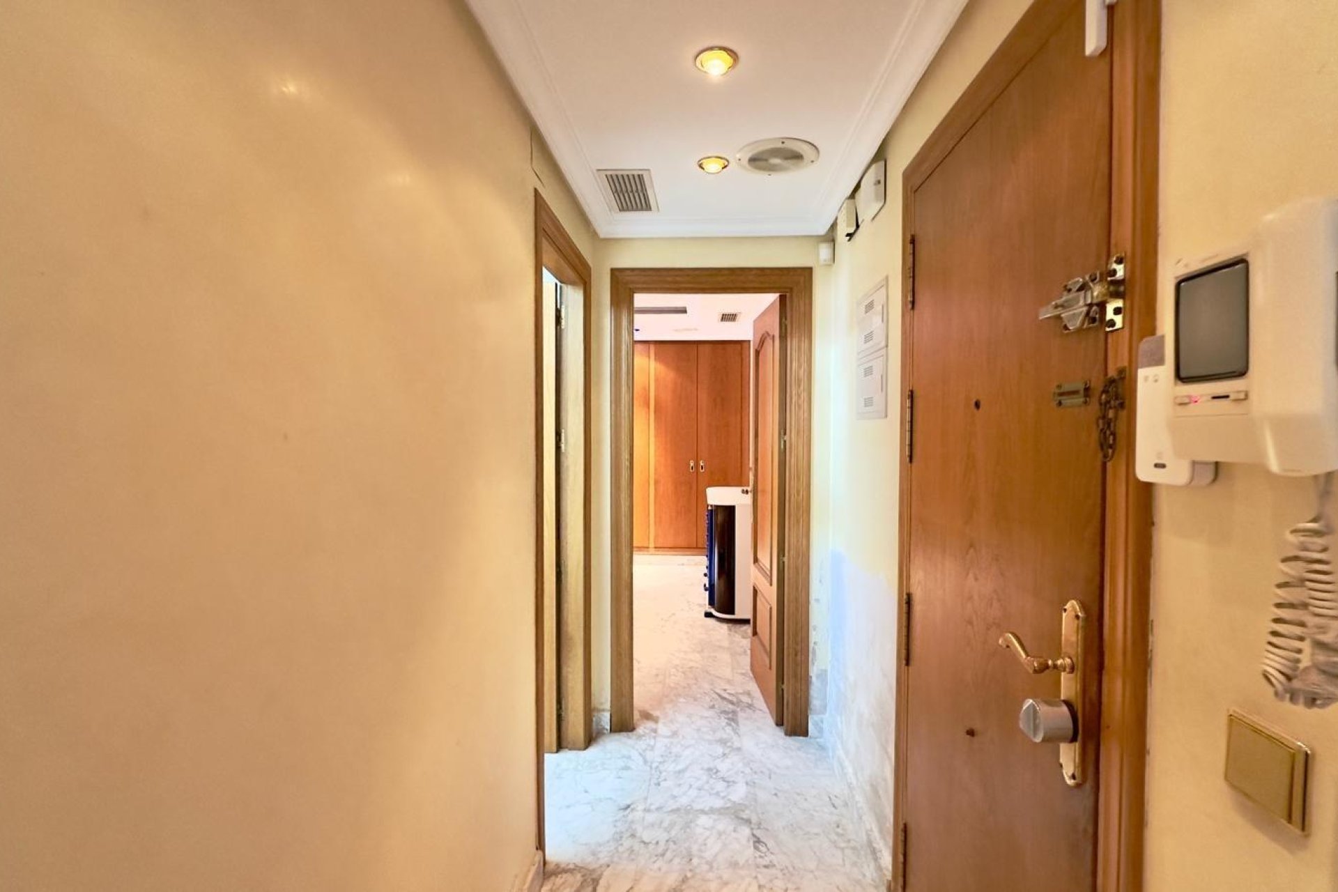 Revente - Penthouse -
Torrevieja - Centro