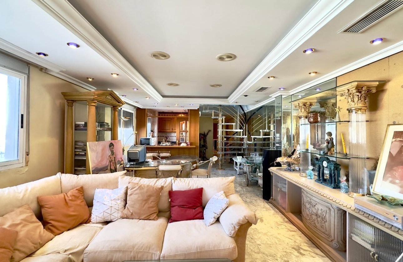 Revente - Penthouse -
Torrevieja - Centro