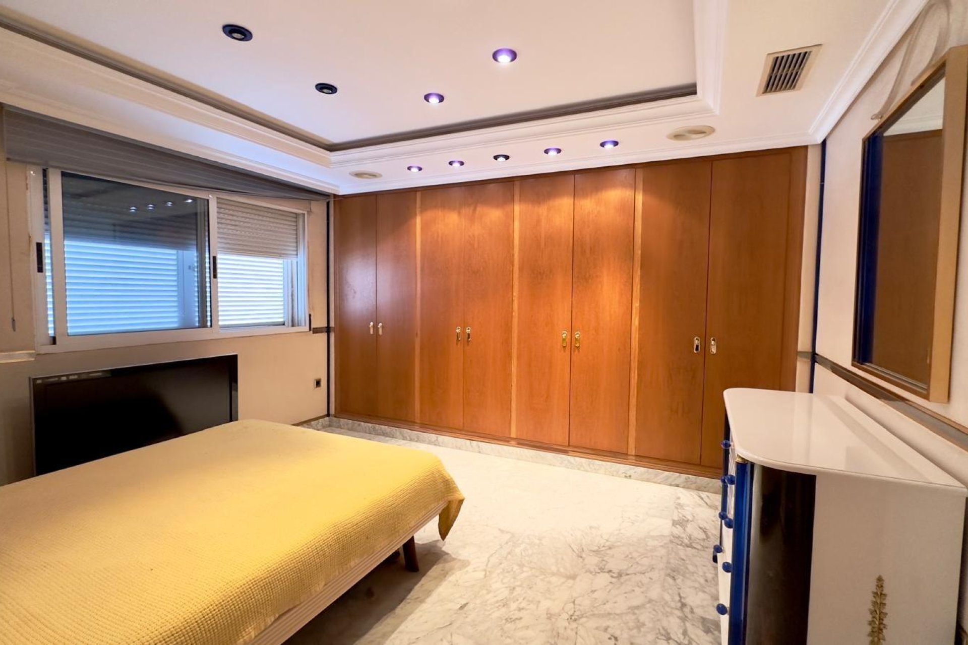 Revente - Penthouse -
Torrevieja - Centro