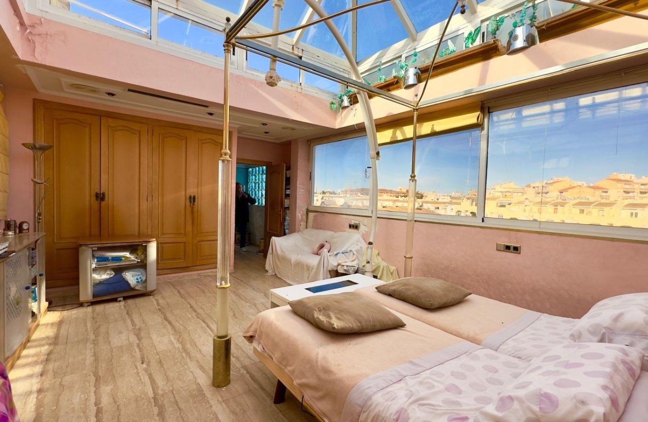 Revente - Penthouse -
Torrevieja - Centro