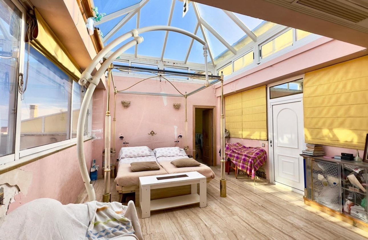 Revente - Penthouse -
Torrevieja - Centro