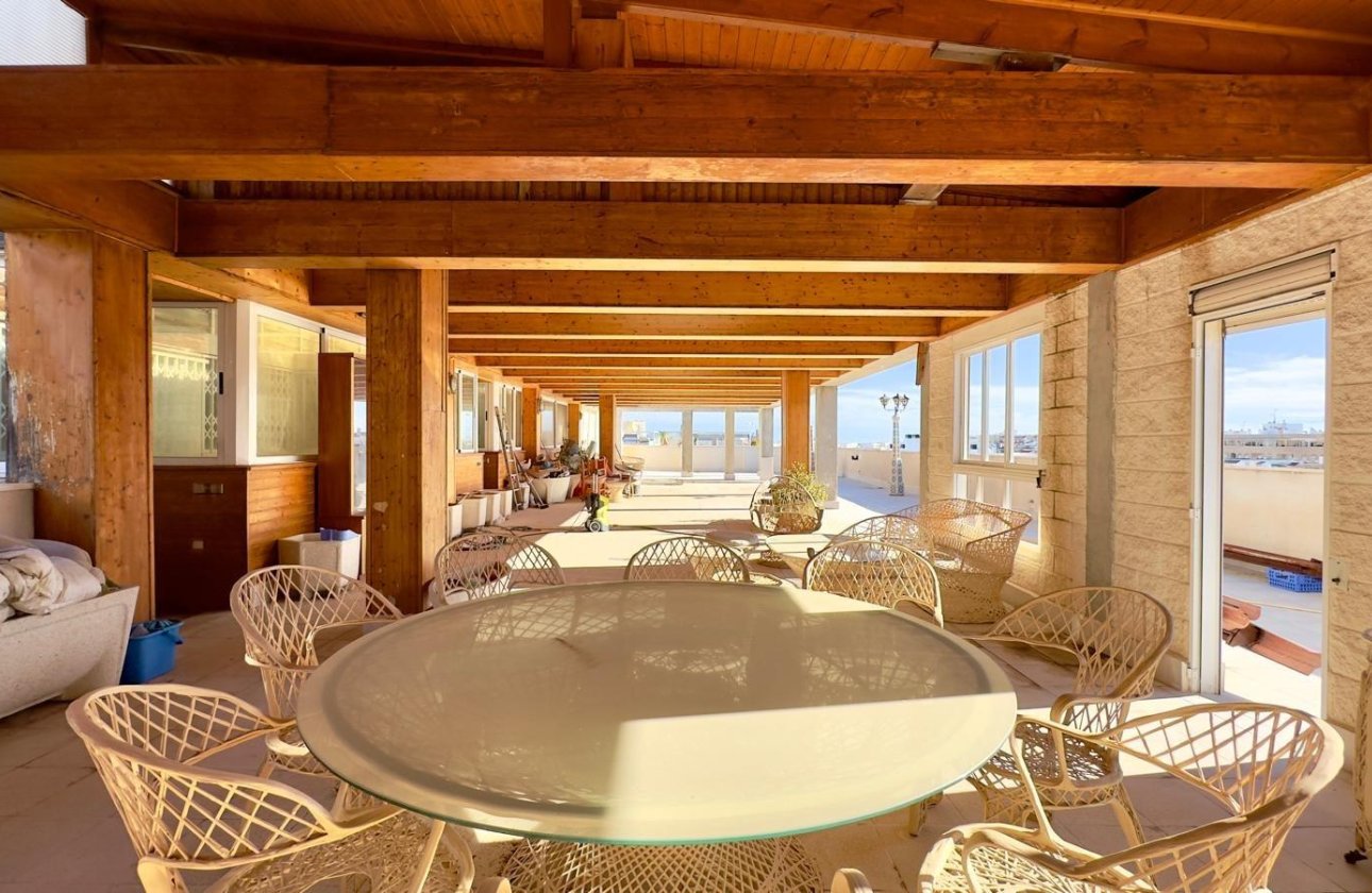 Revente - Penthouse -
Torrevieja - Centro