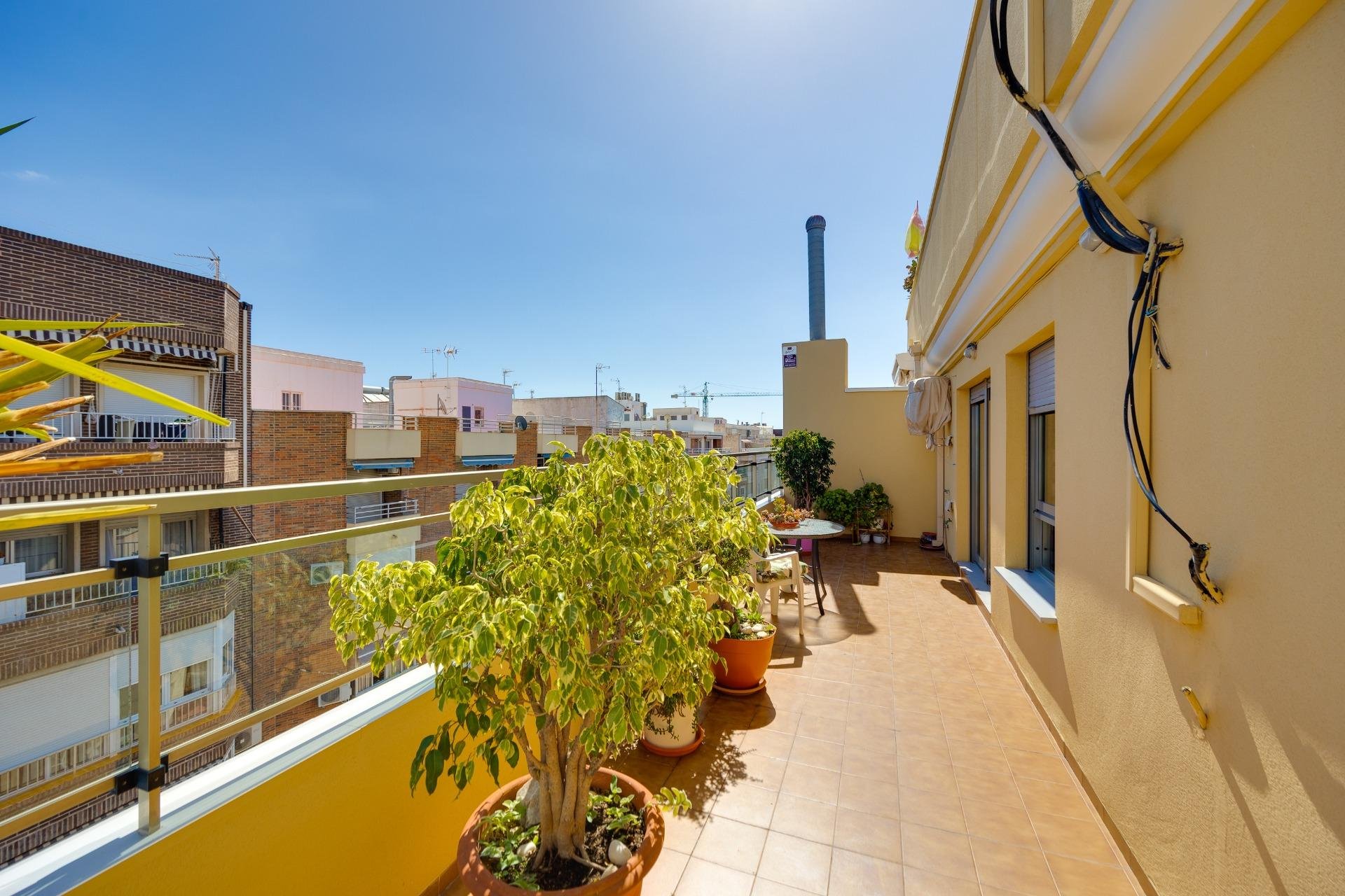 Revente - Penthouse -
Torrevieja - Centro