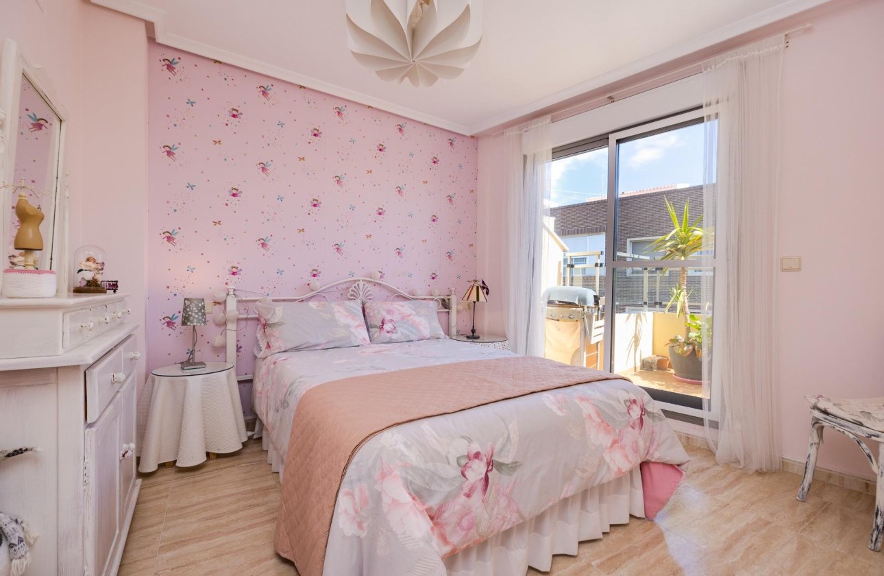 Revente - Penthouse -
Torrevieja - Centro