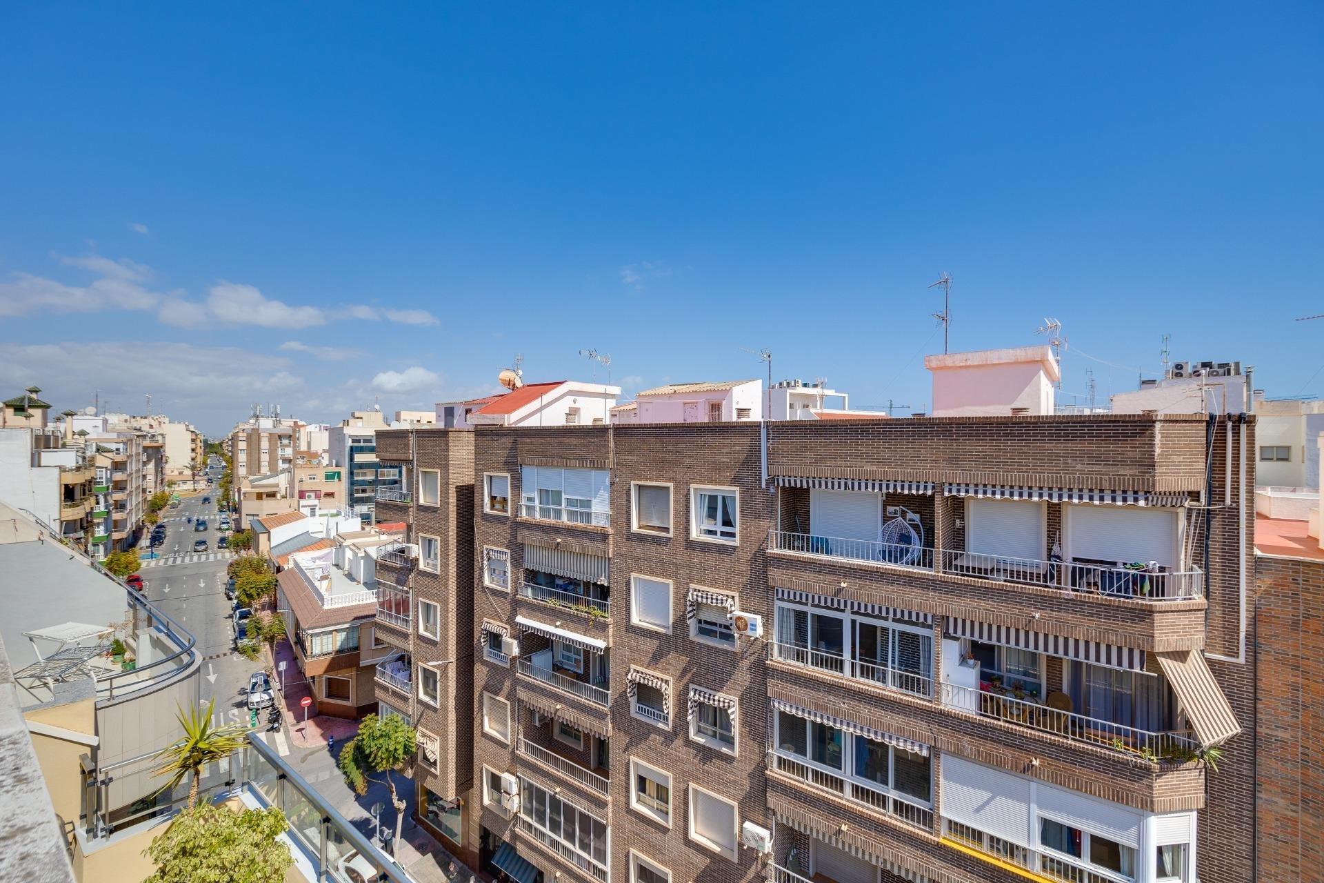 Revente - Penthouse -
Torrevieja - Centro