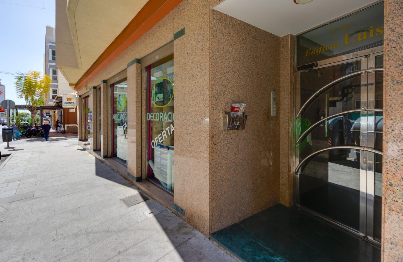 Revente - Penthouse -
Torrevieja - Centro