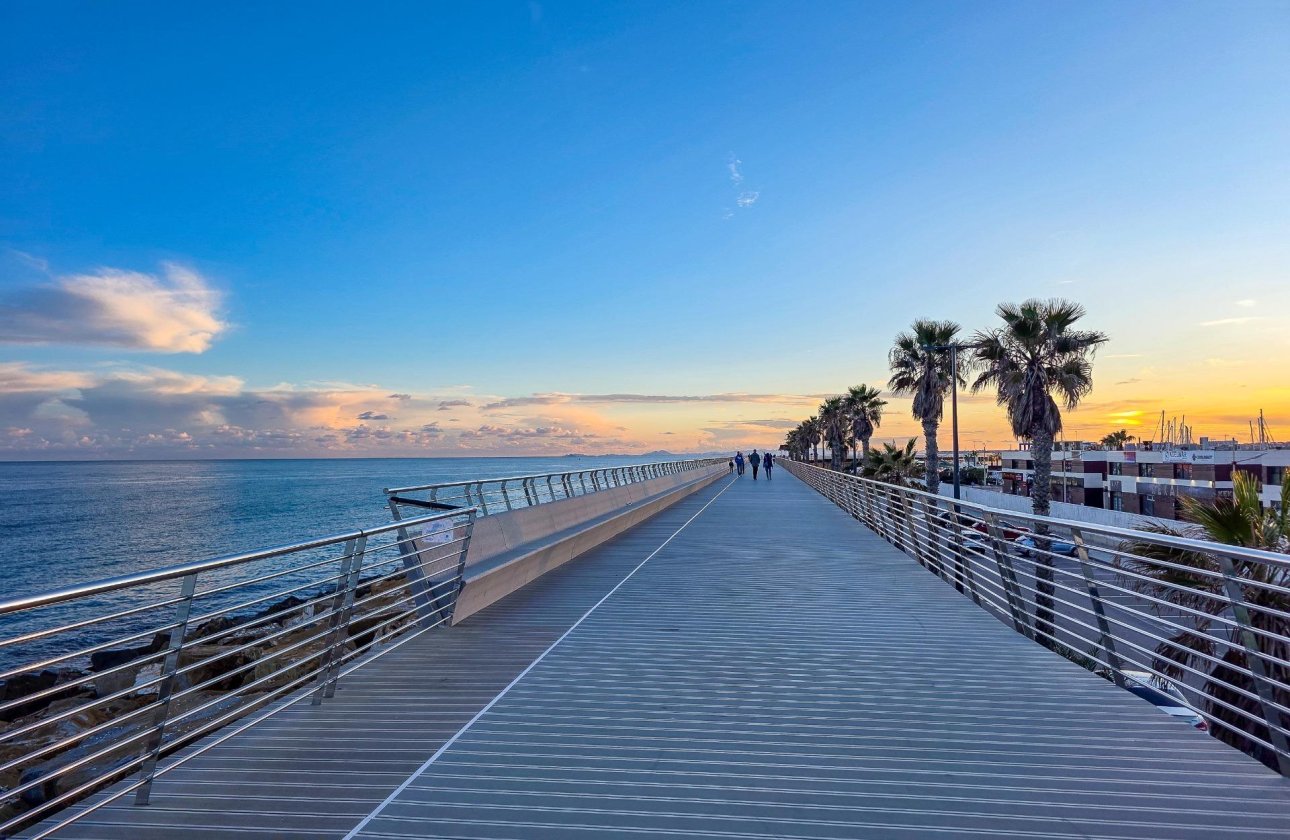 Revente - Penthouse -
Torrevieja - Centro