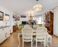 Revente - Penthouse -
Torrevieja - Centro