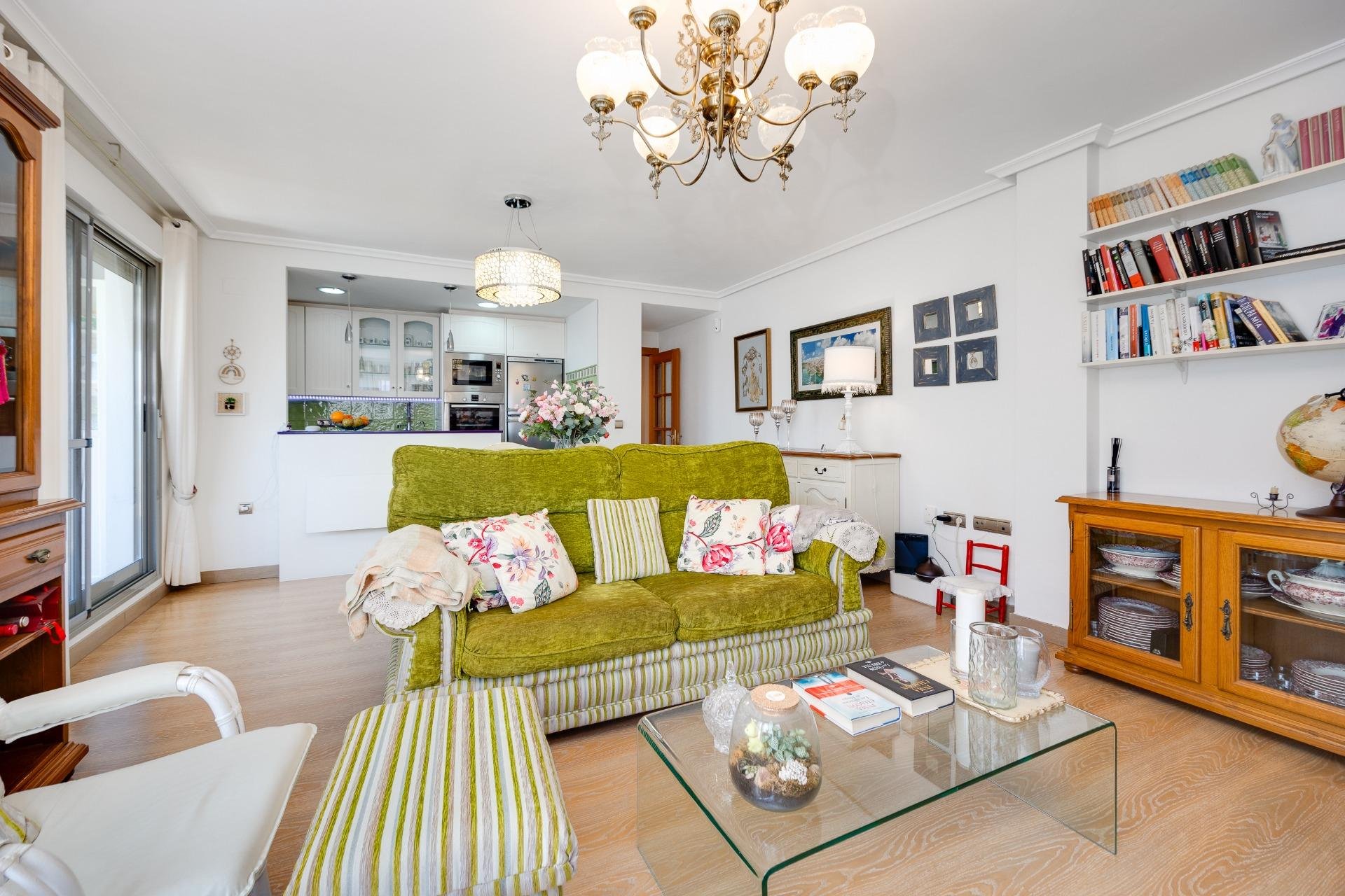 Revente - Penthouse -
Torrevieja - Centro