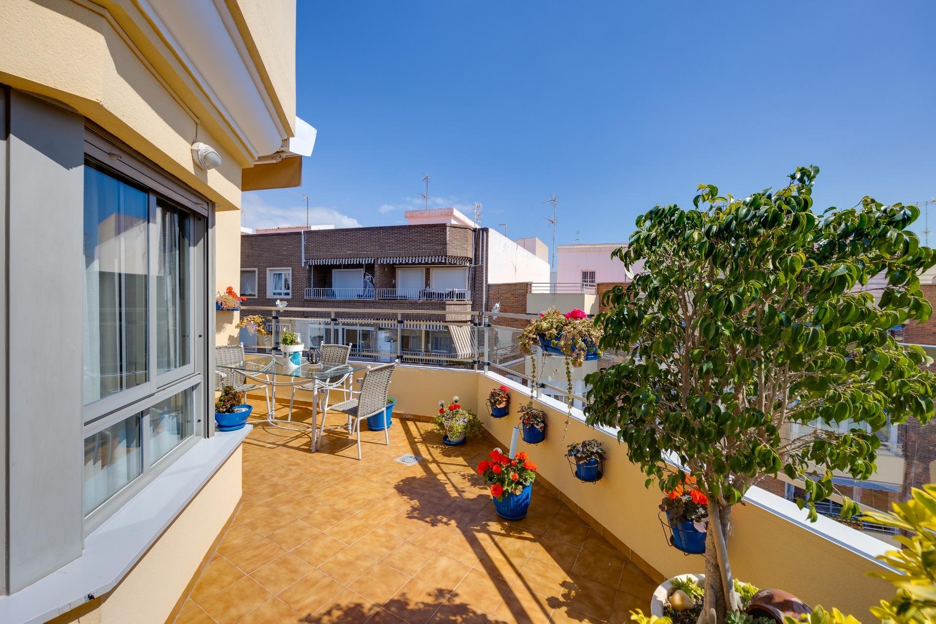 Revente - Penthouse -
Torrevieja - Centro