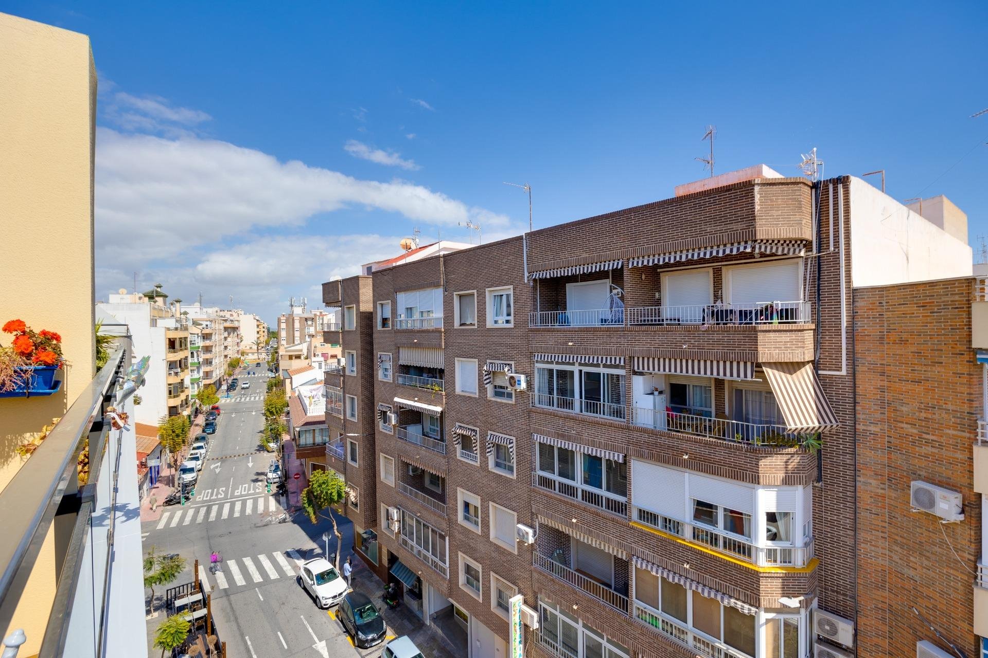 Revente - Penthouse -
Torrevieja - Centro