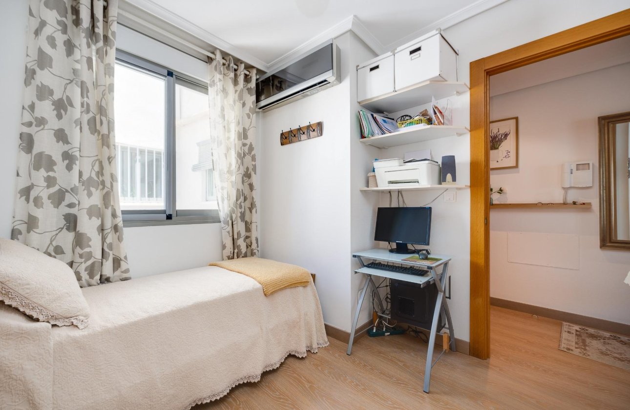 Revente - Penthouse -
Torrevieja - Centro