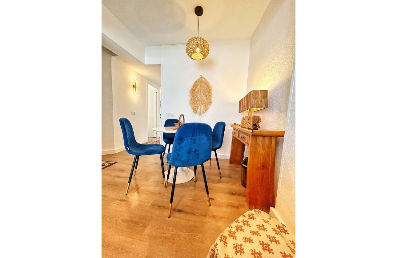 Revente - Penthouse -
Torrevieja - Centro