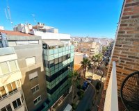 Revente - Penthouse -
Torrevieja - Centro
