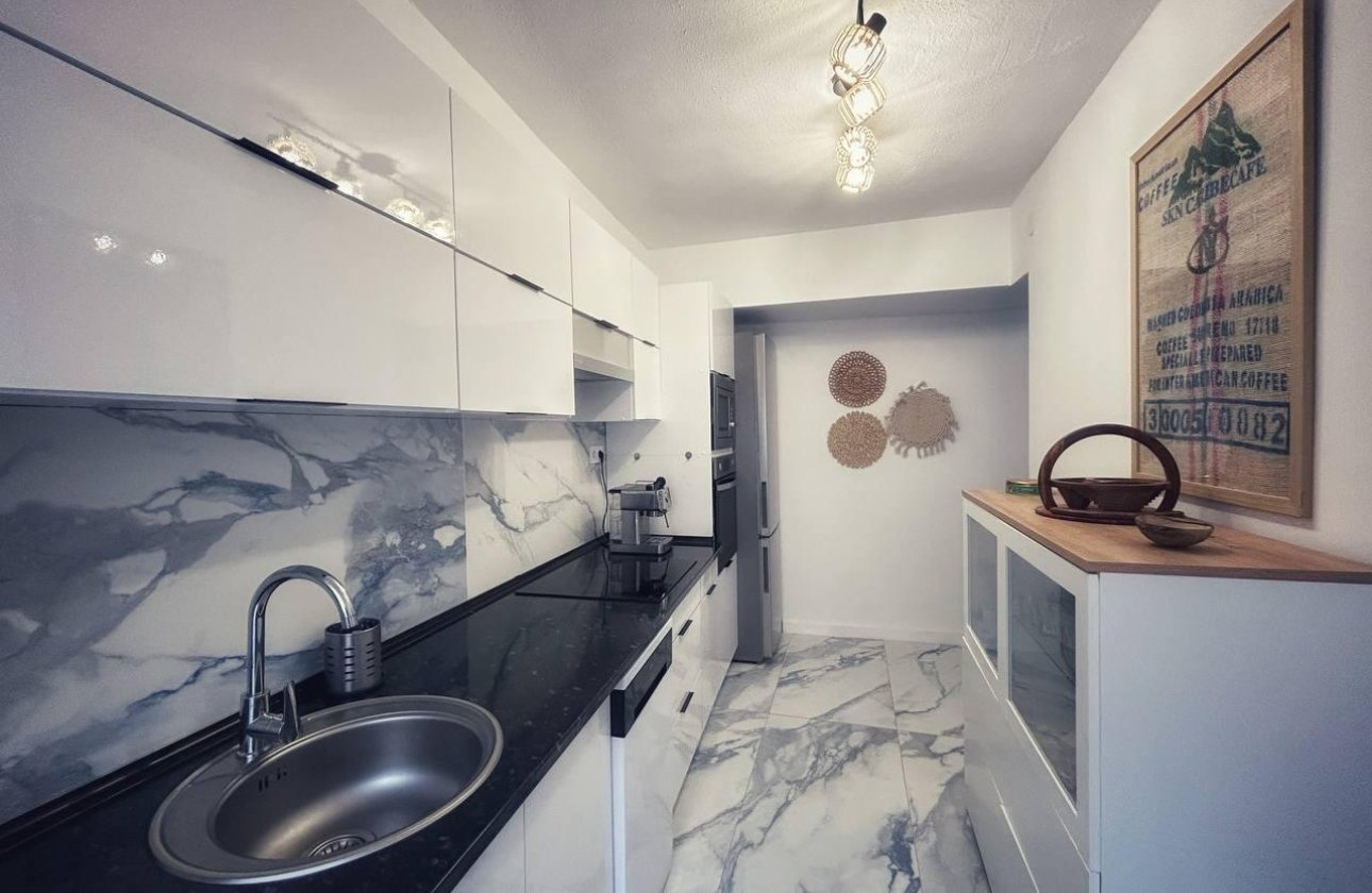 Revente - Penthouse -
Torrevieja - Centro