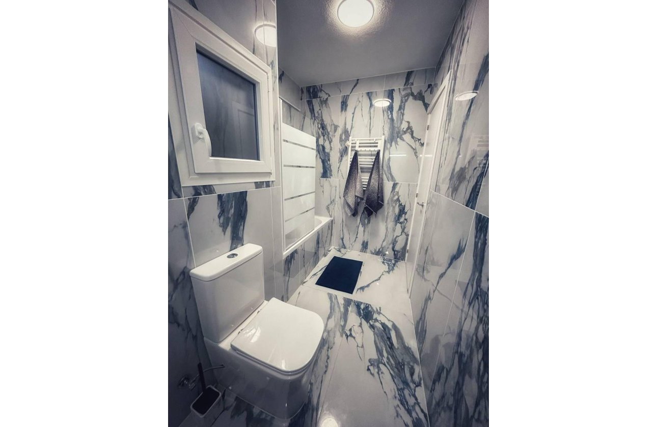 Revente - Penthouse -
Torrevieja - Centro