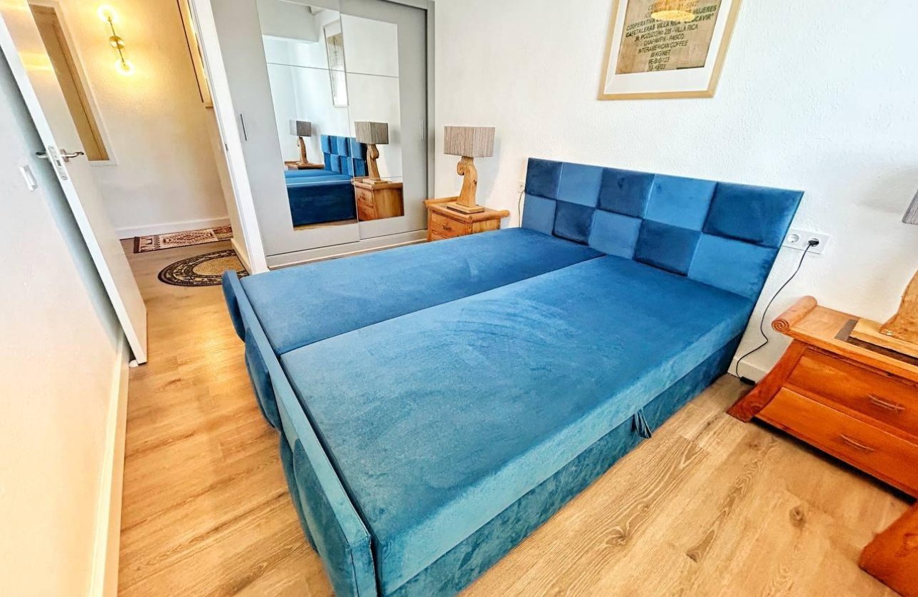 Revente - Penthouse -
Torrevieja - Centro