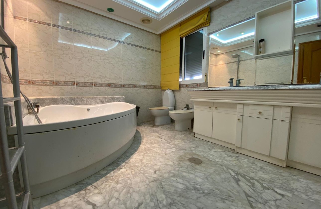 Revente - Penthouse -
Torrevieja - Costa Blanca