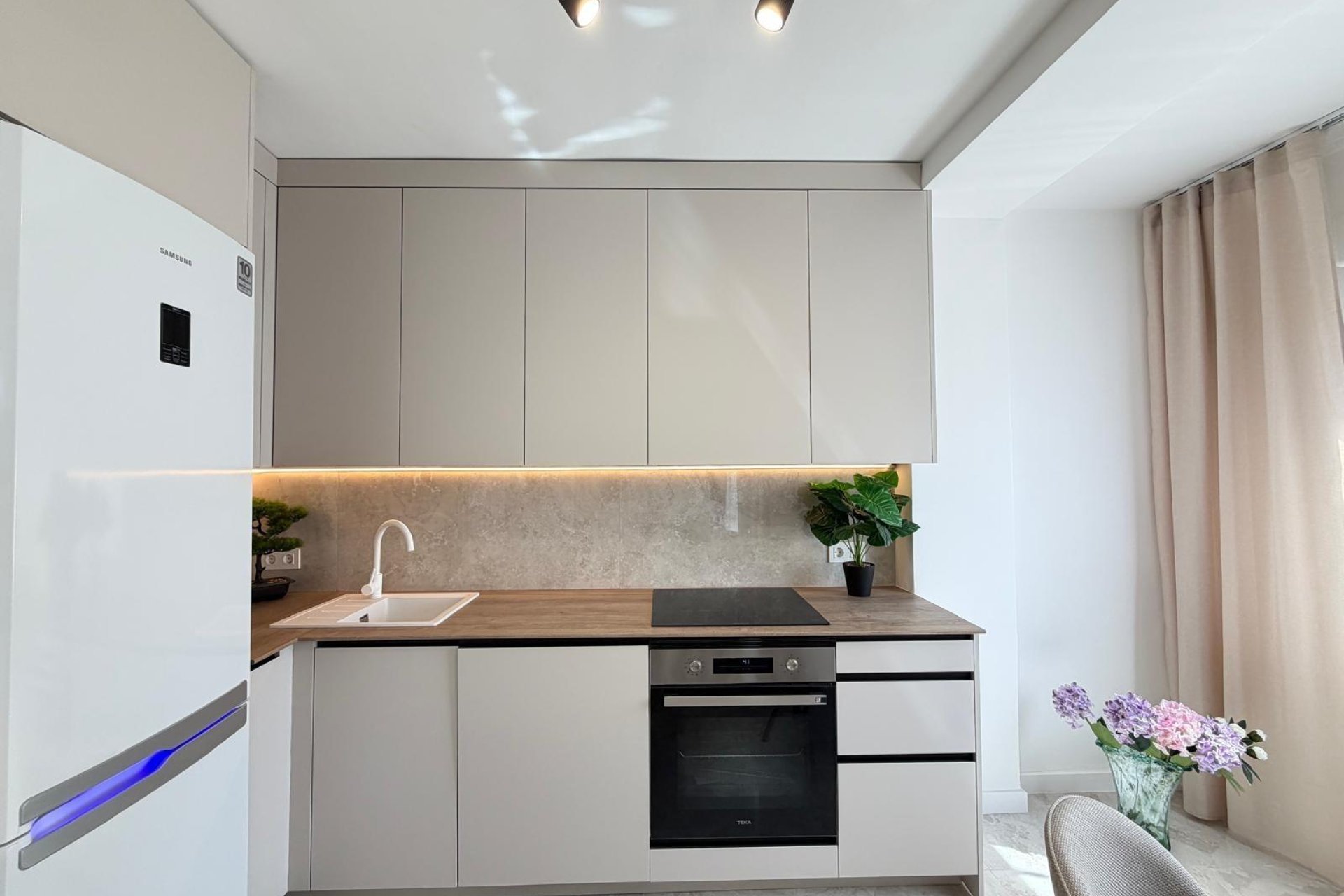 Revente - Penthouse -
Torrevieja - Estacion De Autobuses