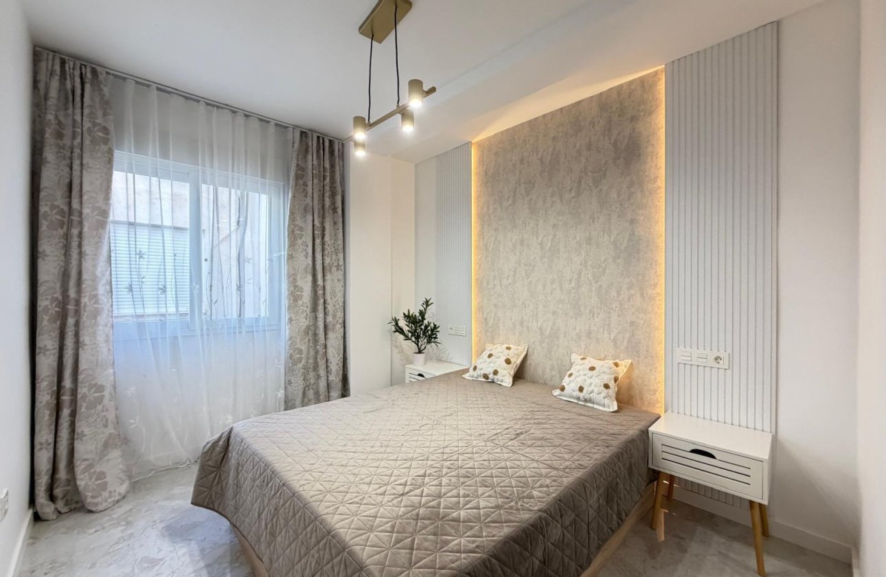 Revente - Penthouse -
Torrevieja - Estacion De Autobuses