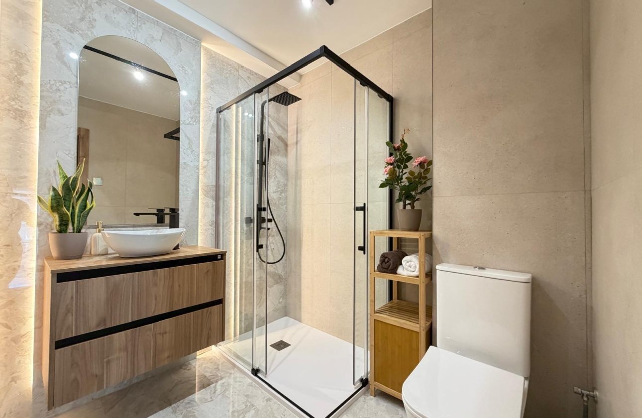 Revente - Penthouse -
Torrevieja - Estacion De Autobuses