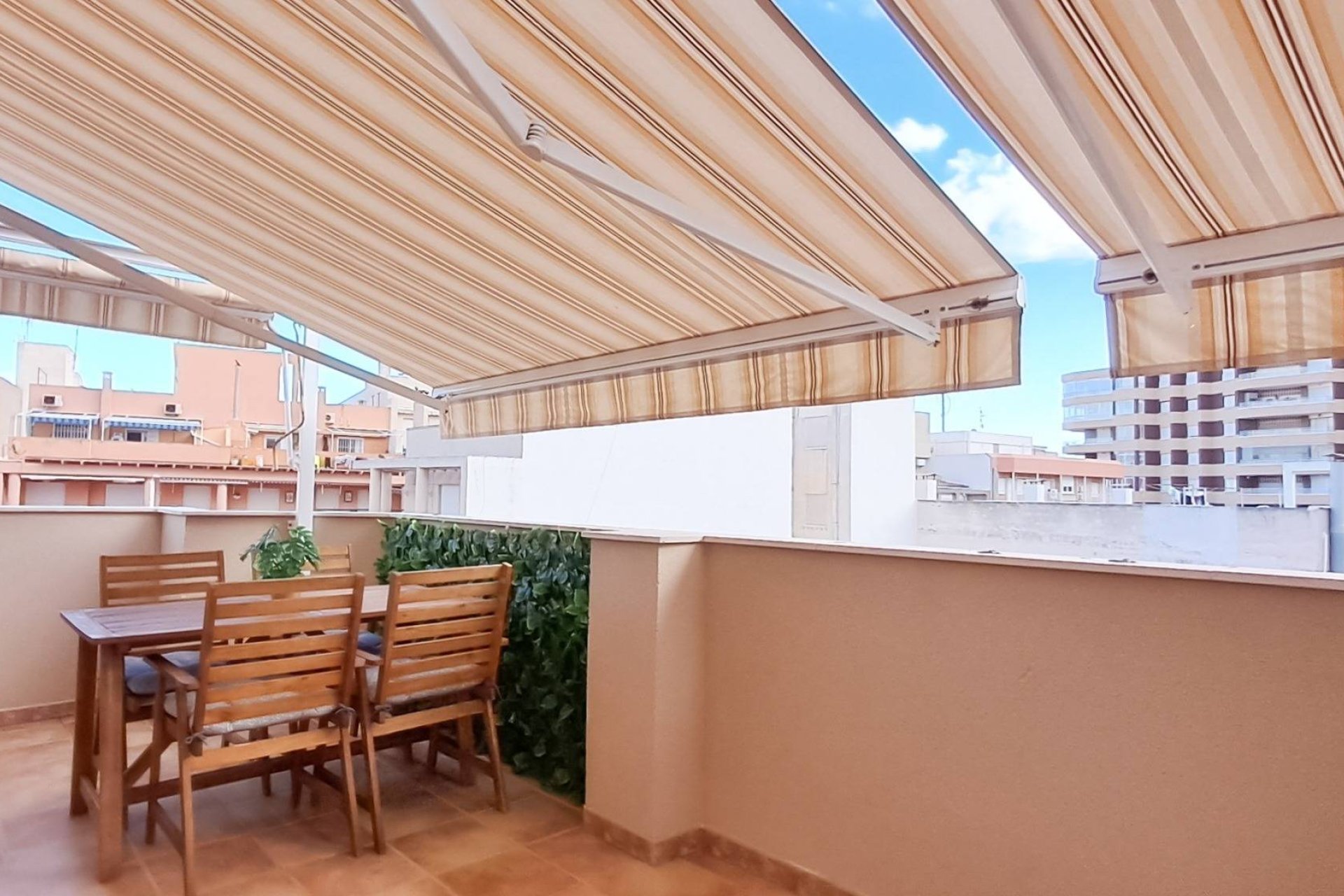 Revente - Penthouse -
Torrevieja - La Mata
