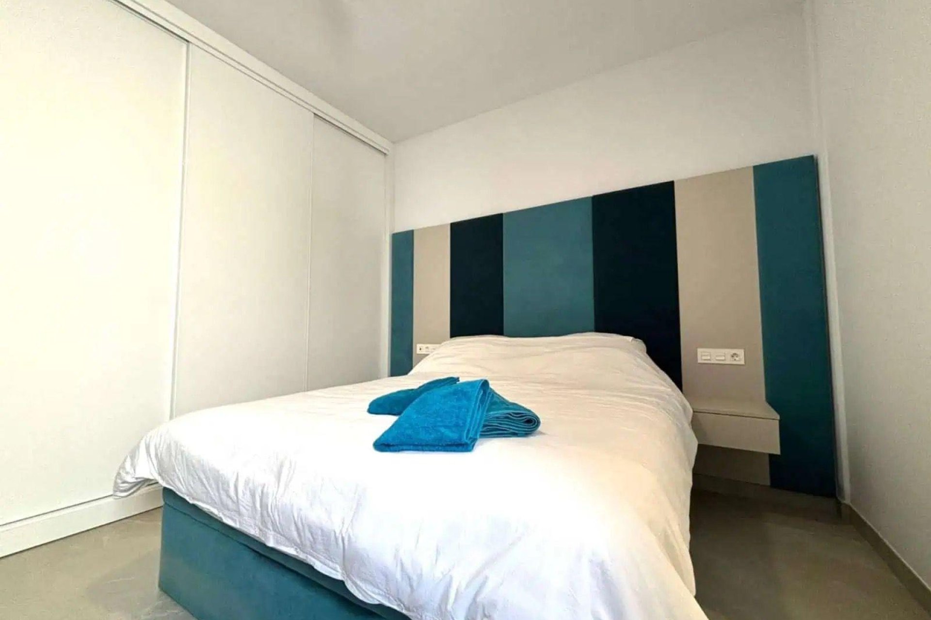 Revente - Penthouse -
Torrevieja - Las Piscinas Naturales