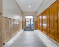 Revente - Penthouse -
Torrevieja - Paseo Maritimo