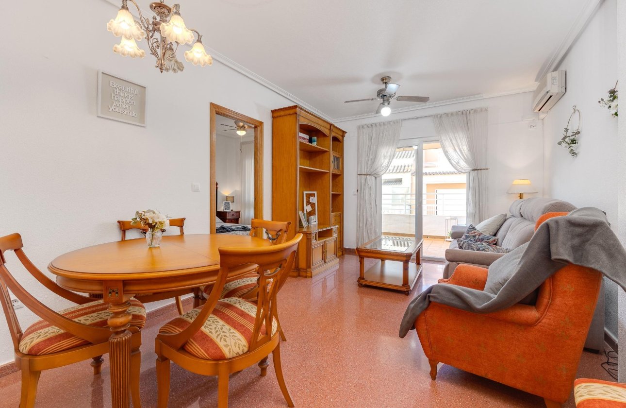 Revente - Penthouse -
Torrevieja - Paseo Maritimo